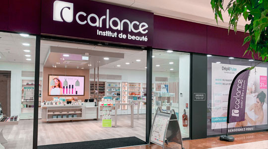 Façade d’un institut de beauté Carlance